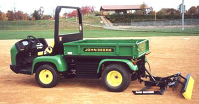 Rahn Groomer manufactures a range of equipment towing hitches for our professional aggregate and turf grooming equipment, including equipment from John Deere.