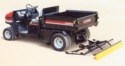 Rahn Groomer manufactures a range of hitches for our professional aggregate and turf grooming equipment, including Jacobsen and Cushman equipment from Textron.
